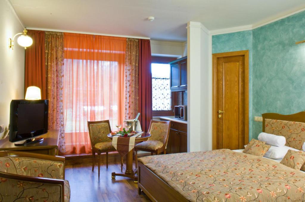 Amira Boutique Hotel Heviz Wellness & Spa Rum bild