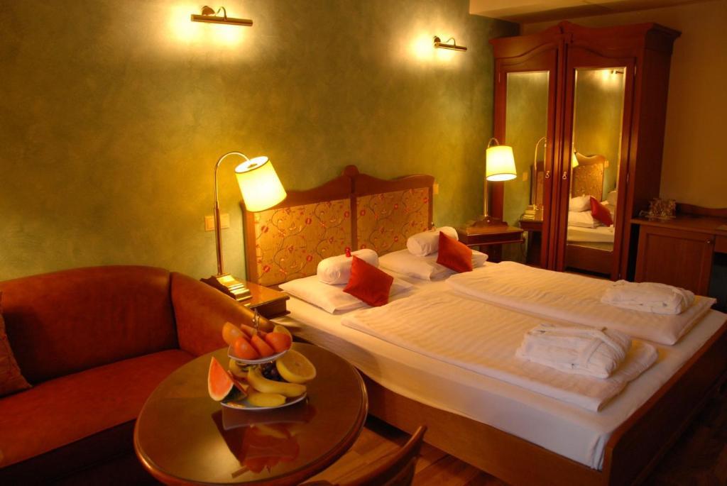 Amira Boutique Hotel Heviz Wellness & Spa Rum bild