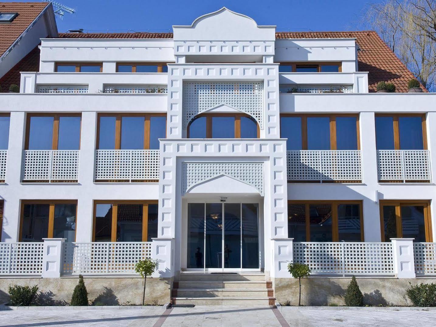 Amira Boutique Hotel Heviz Wellness & Spa Exteriör bild